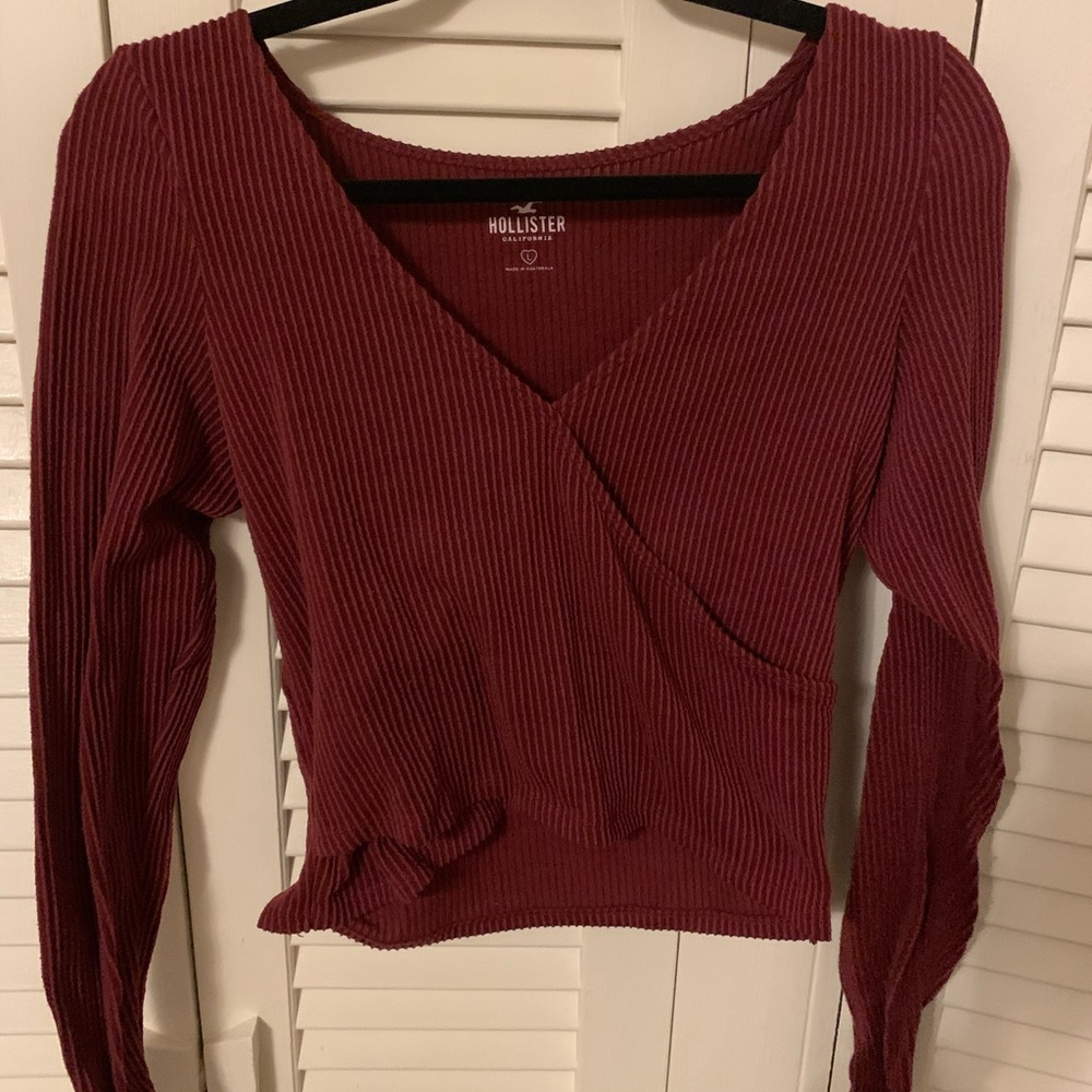 Burgundy ribbed Hollister long sleeve top
